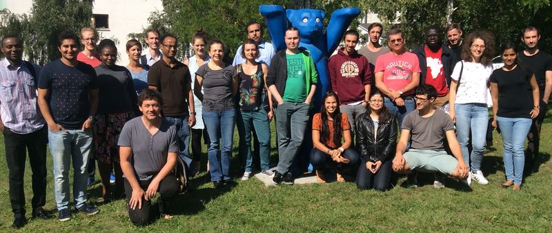 File:2016-09 participants2.jpg